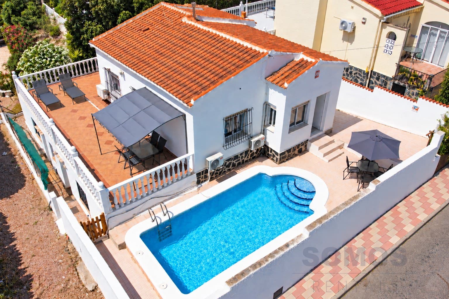 Casa Elche, Urb La Marina — Foto 1