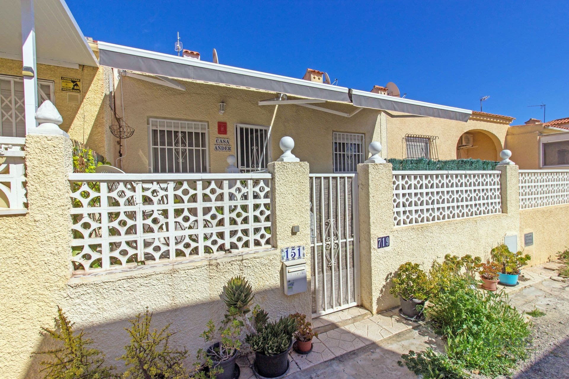 Casa Ander, Urb La Marina — Foto 1