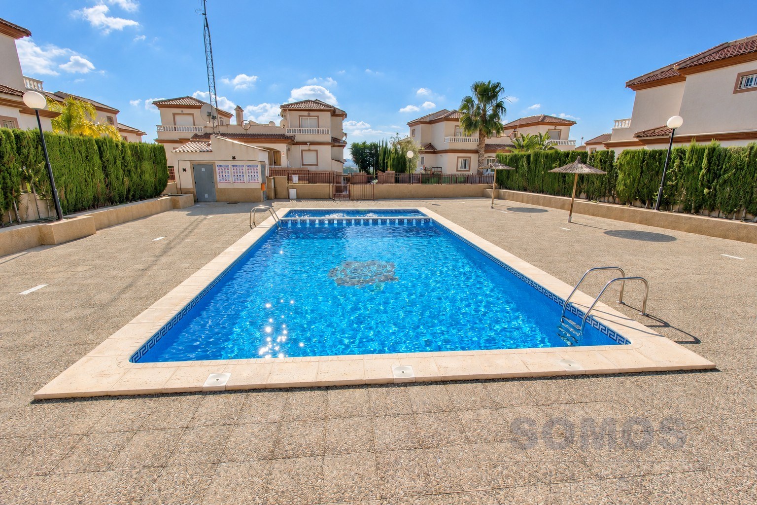 Communal swimming pool — Casa Diego, Urb La Marina