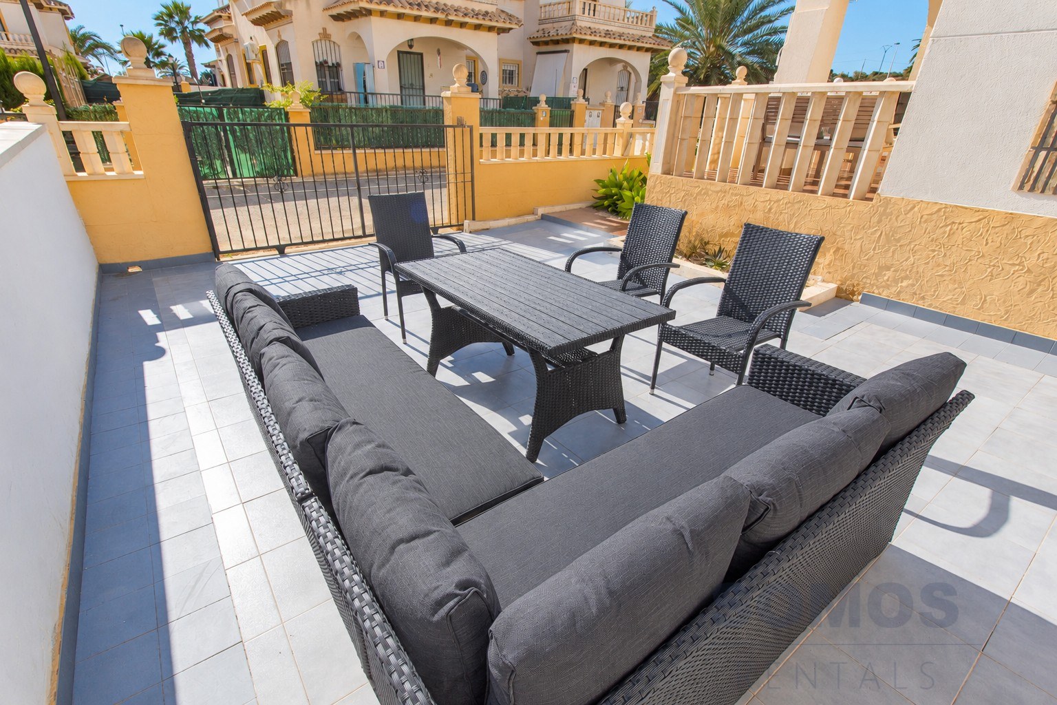 Terraza — Casa Marina del Rey, La Marina Village y El Pinet