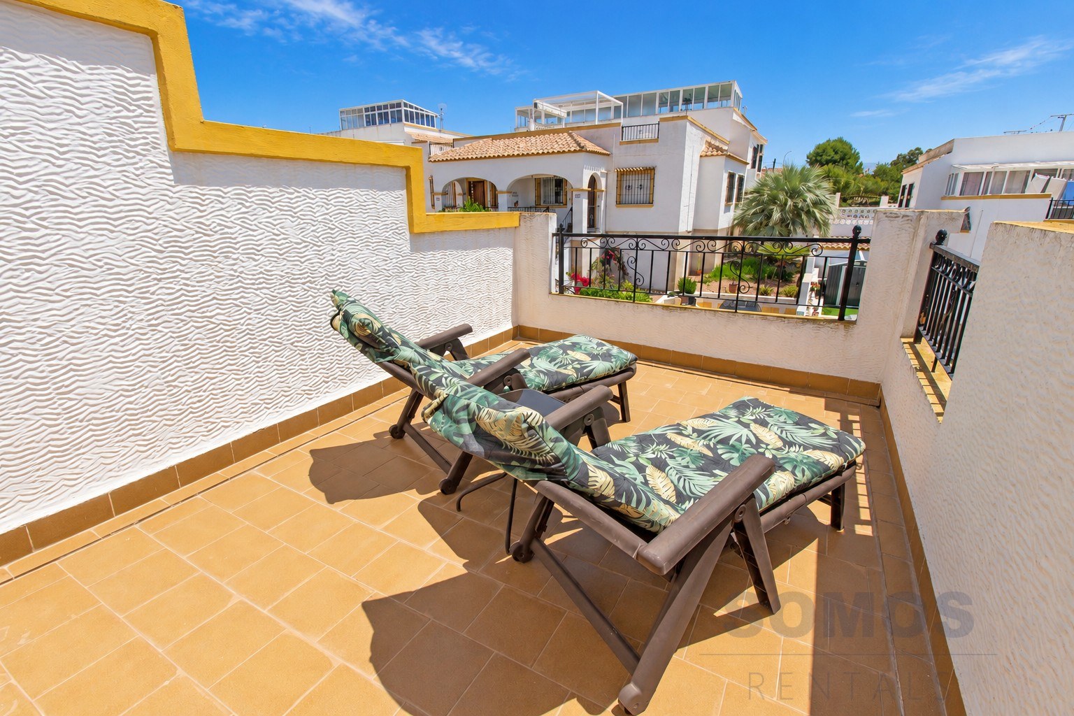 Balkon — Casa Alfredo, Urb La Marina