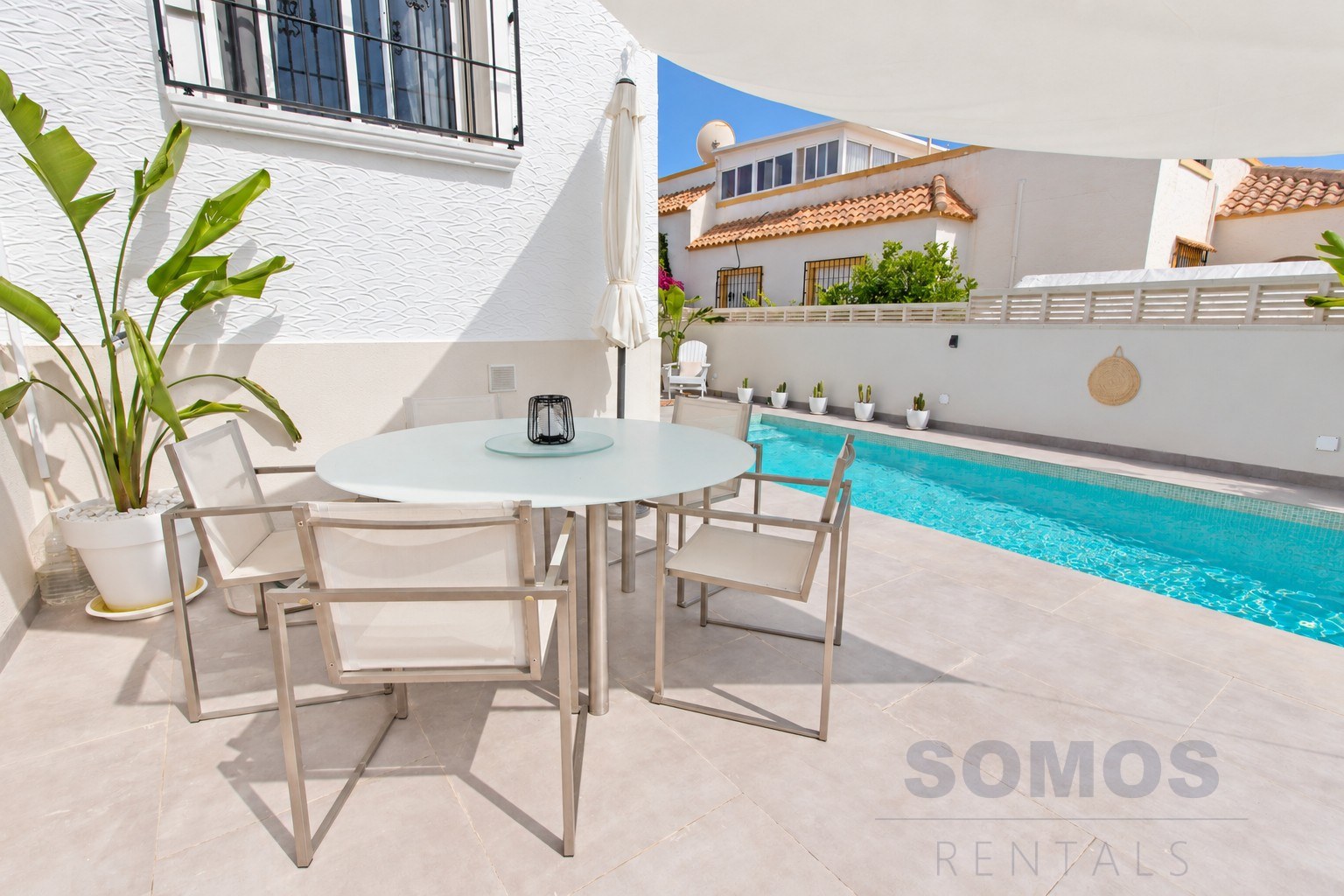 Jardin — Casa Arturo, Urb La Marina