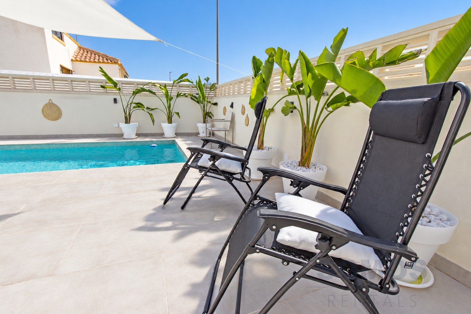 Jardin — Casa Arturo, Urb La Marina