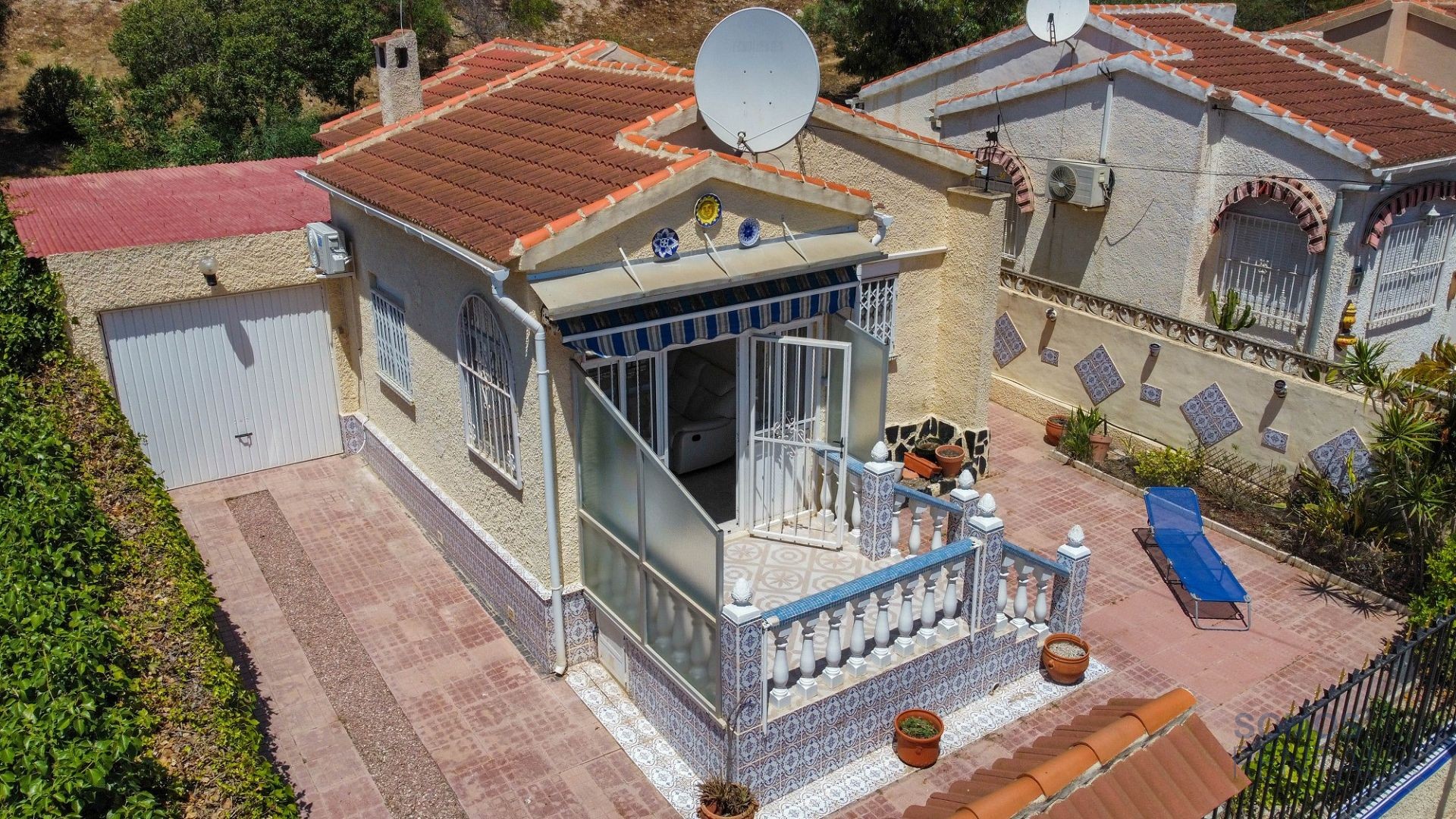 Casa Atenas, Urb La Marina — fotografía 1