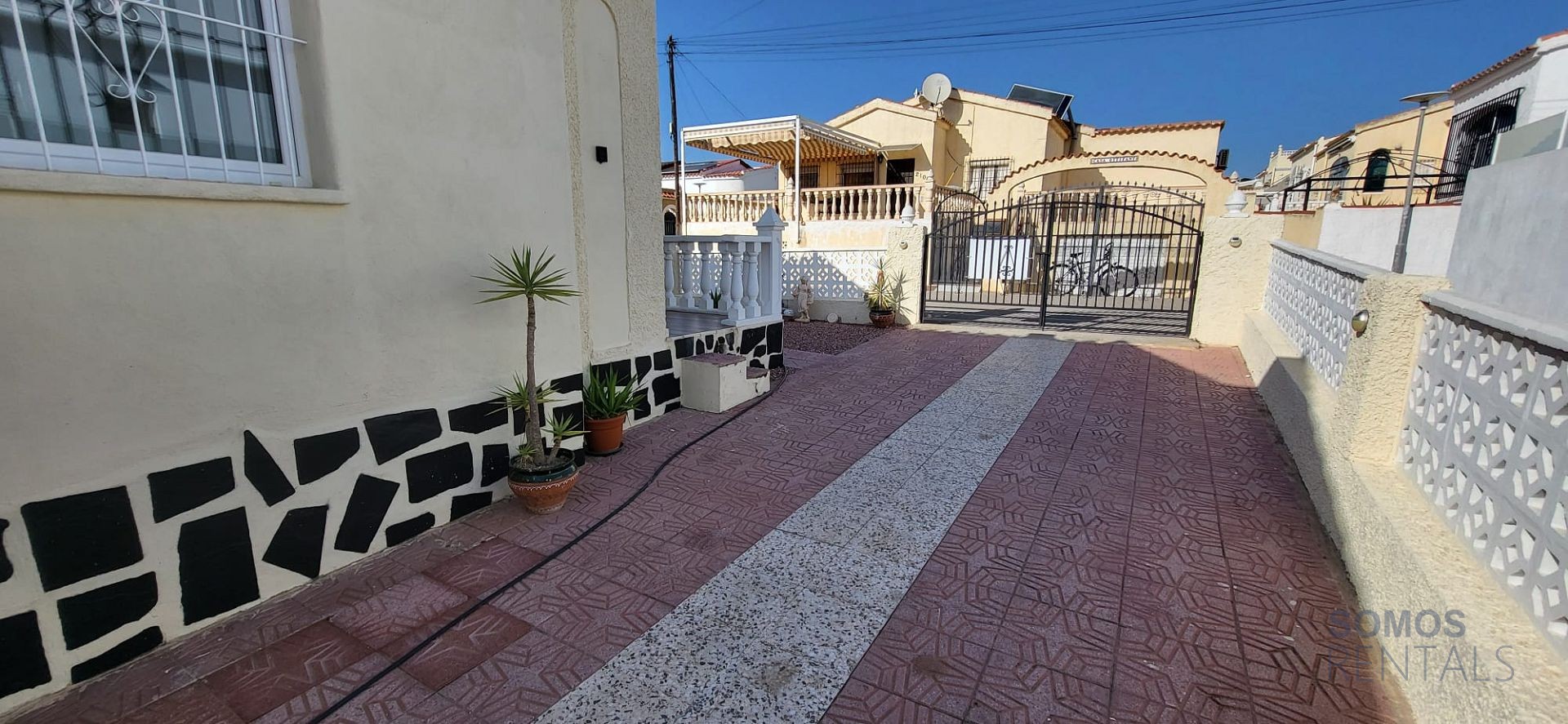 Villa Belgrado, Urb La Marina — photographie 5