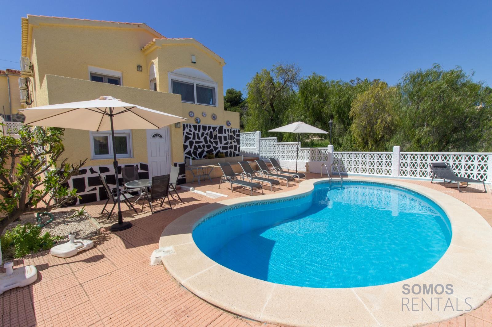 Villa Michelle, Urb La Marina — Foto 1