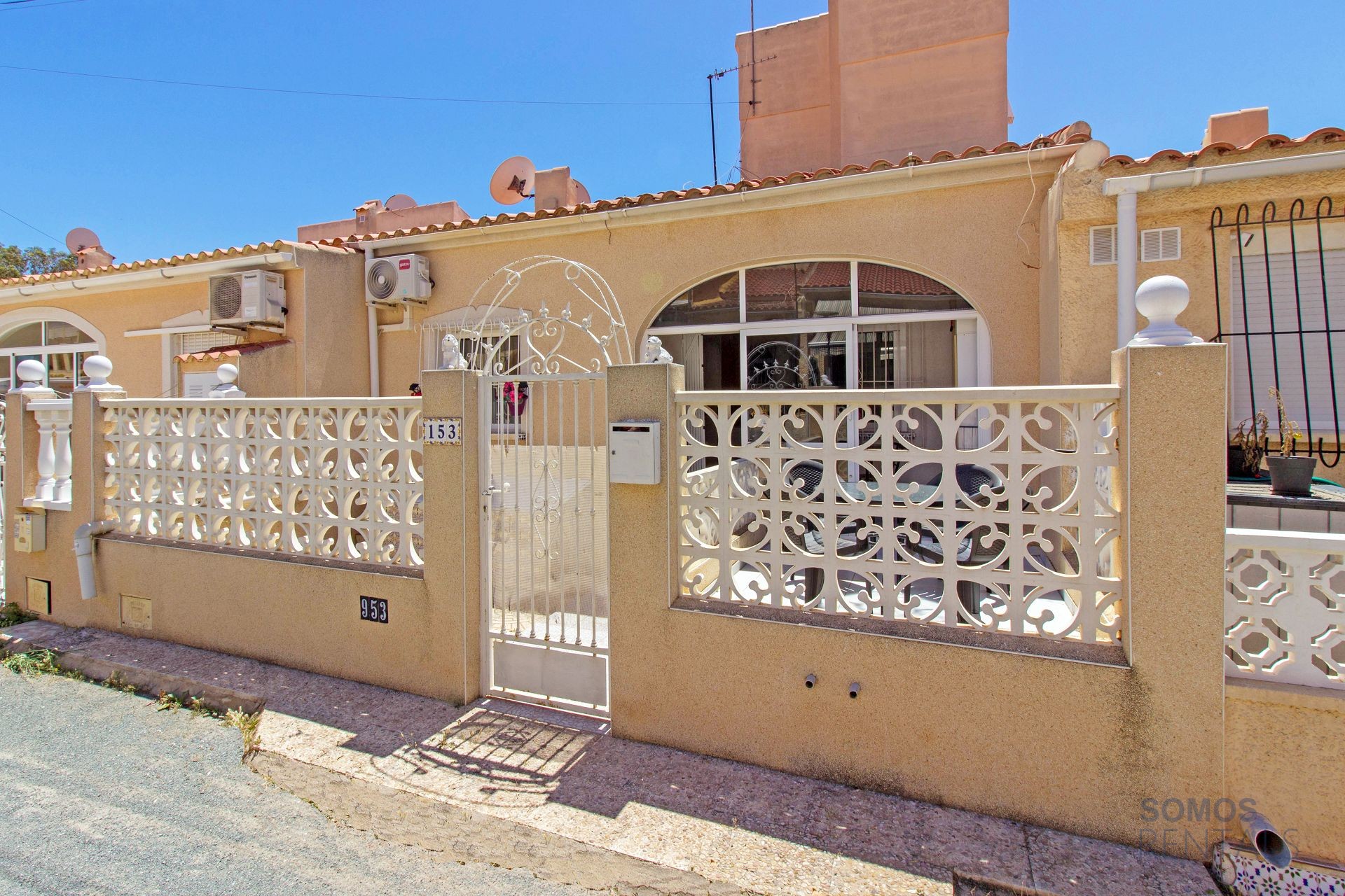 Casa Manzanares, Urb La Marina — Foto 1