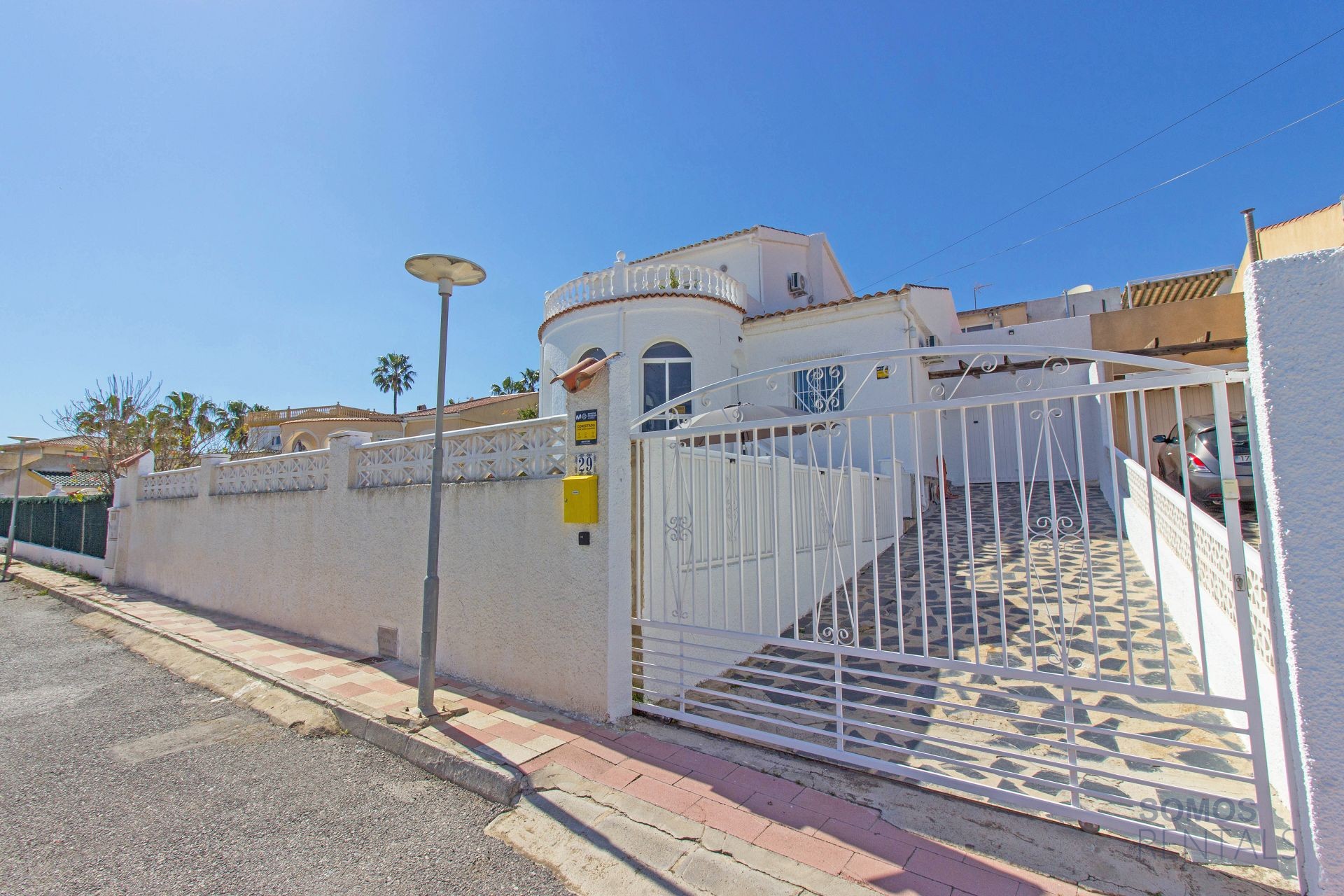 Villa Londres, Urb La Marina — photographie 4