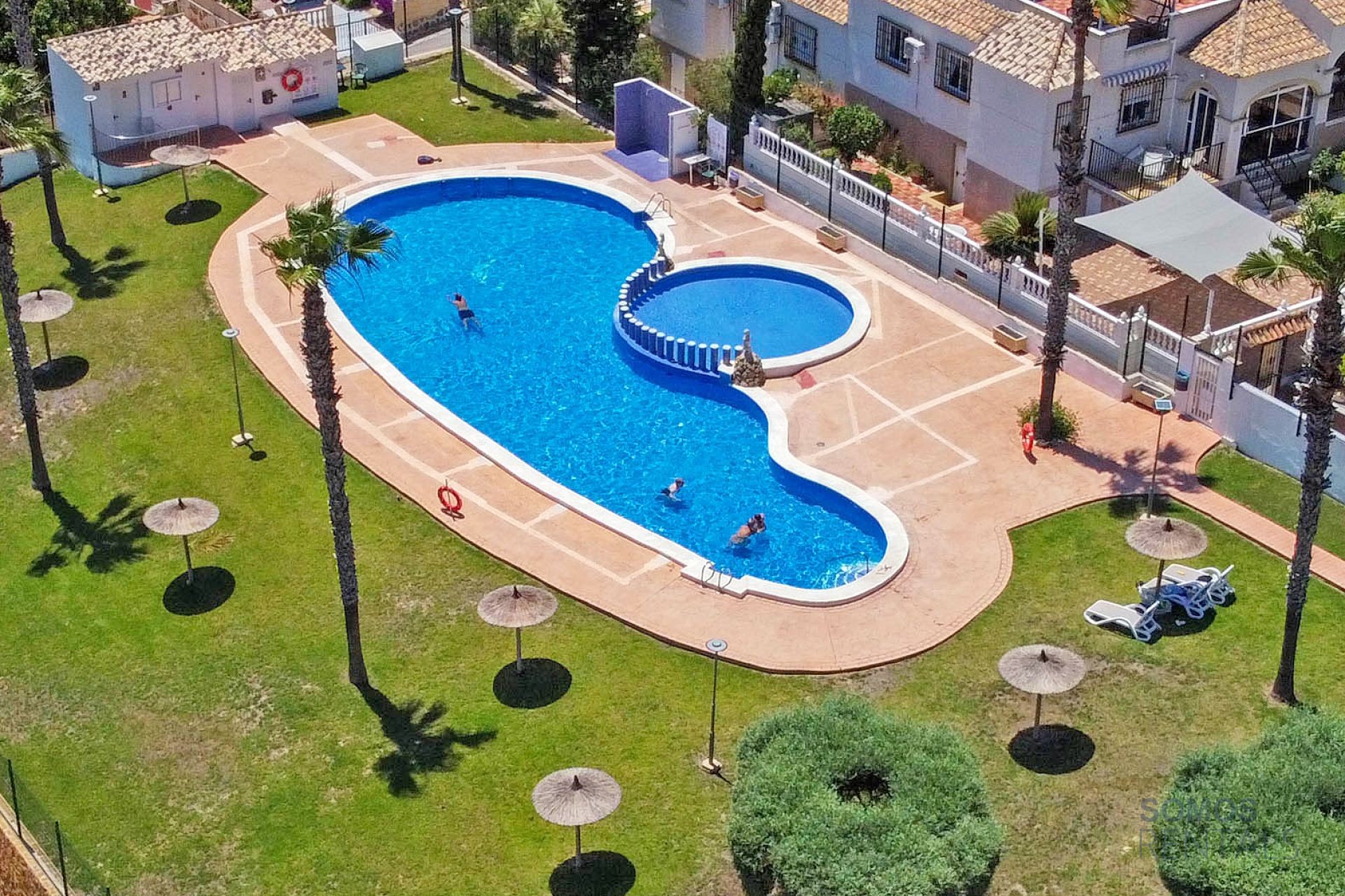 Casa Kretz, Urb La Marina — Foto 35
