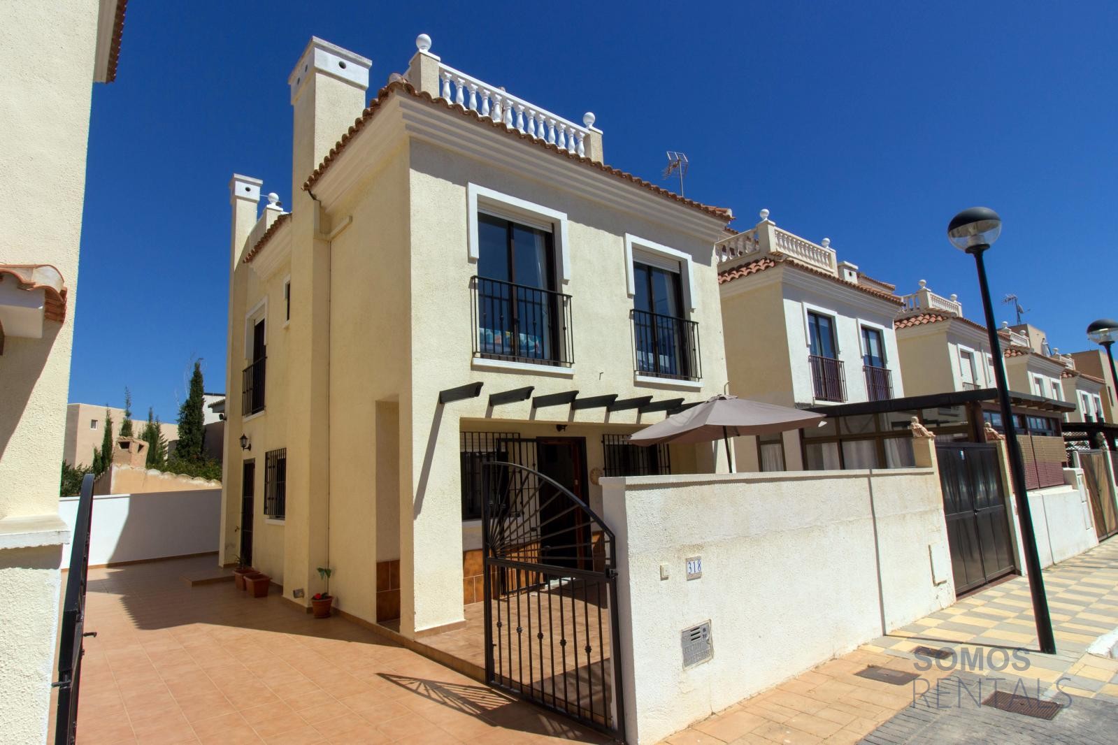 Villa Brisas, Gran Alacant — Foto 1