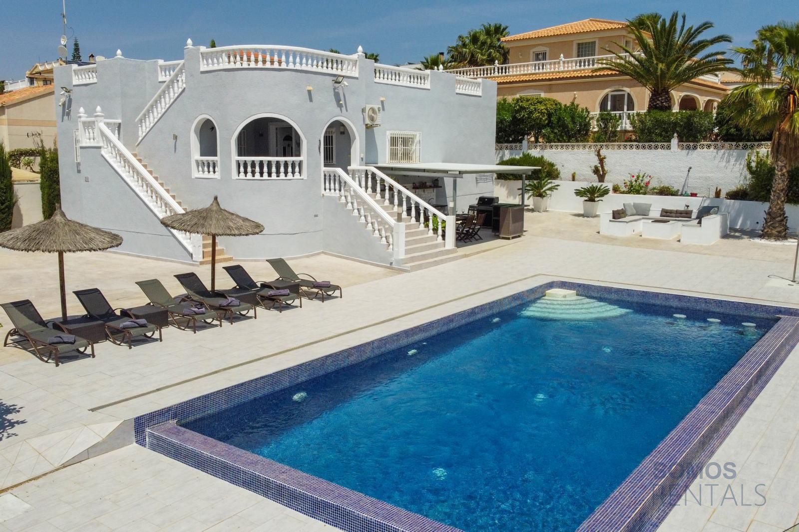 Villa Babilonia, Urb La Marina — photographie 4