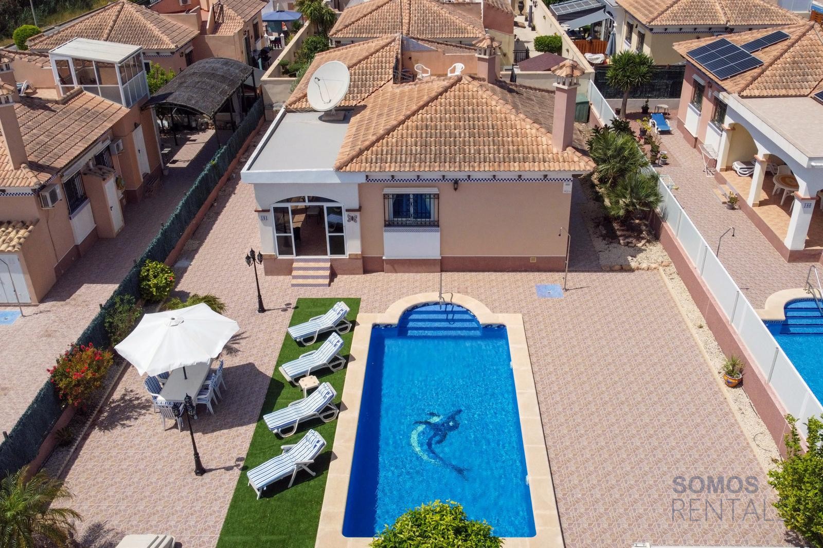 Villa Berna, Urb La Marina — photographie 5