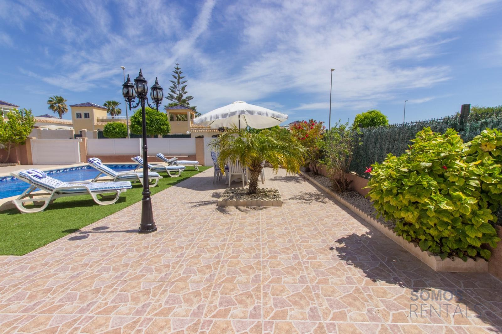 Villa Berna, Urb La Marina — photographie 19