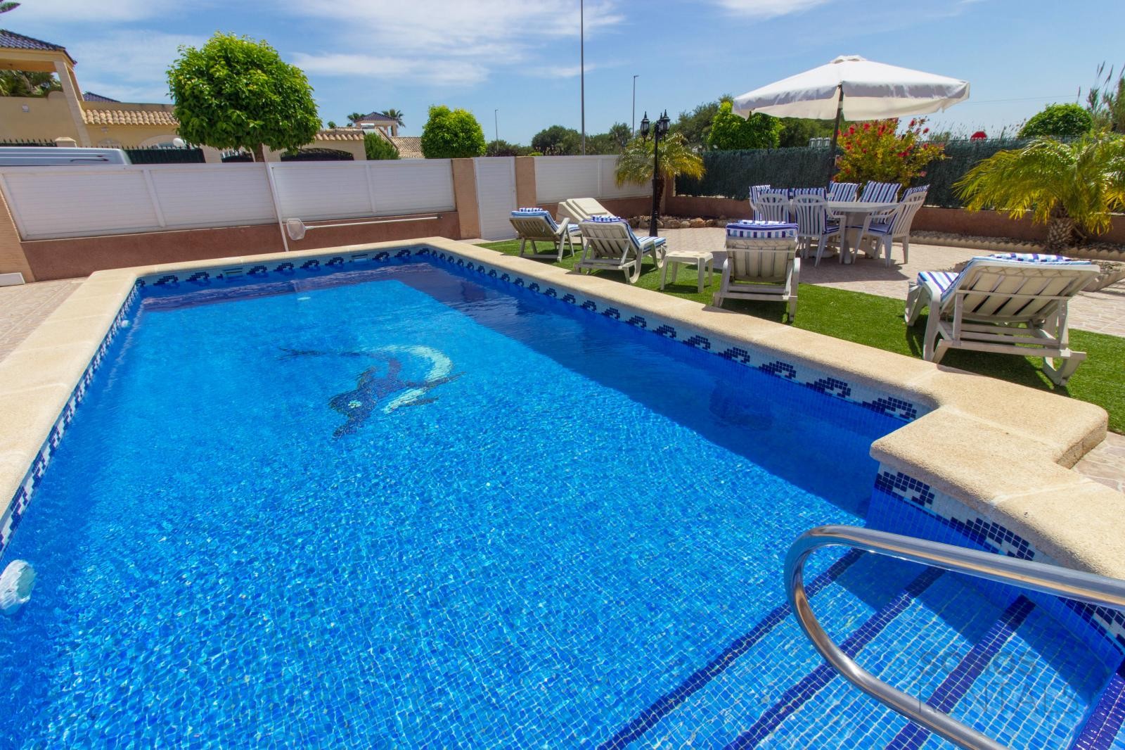 Villa Berna, Urb La Marina — photographie 16