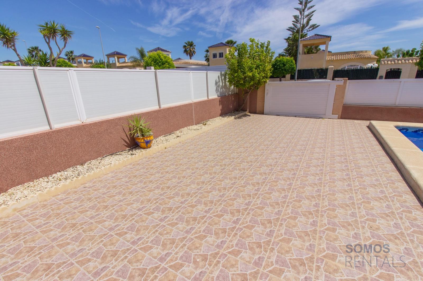 Villa Berna, Urb La Marina — photographie 13