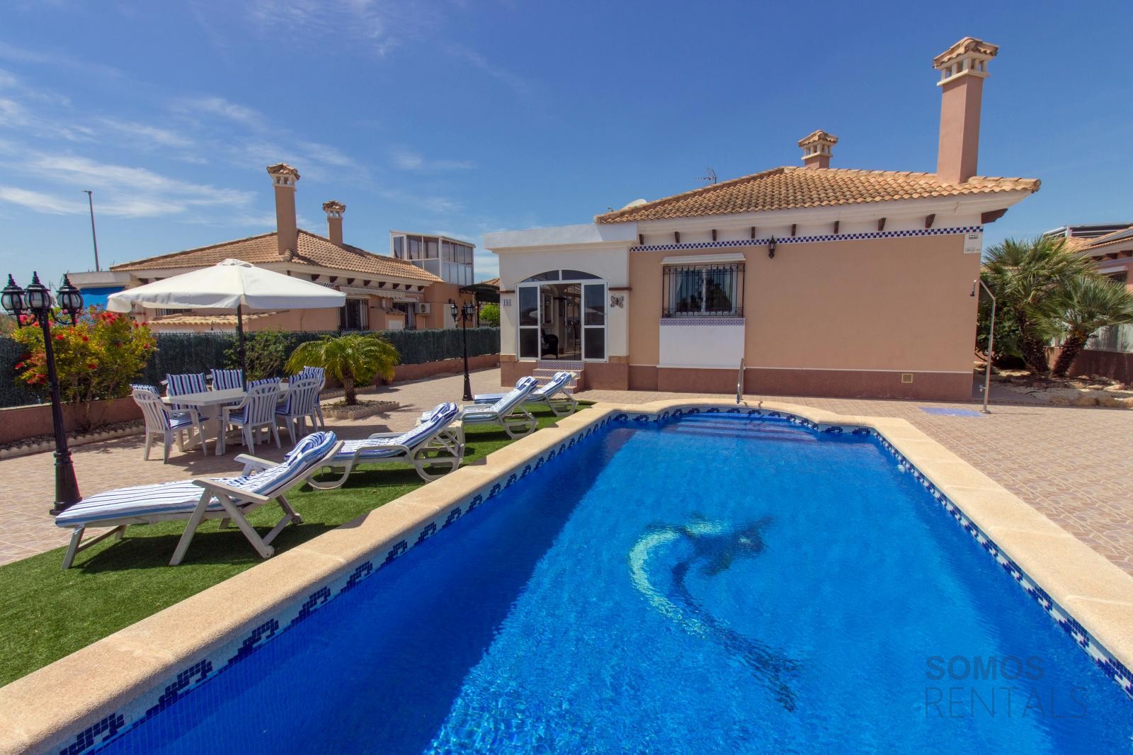 Villa Berna, Urb La Marina — photographie 11