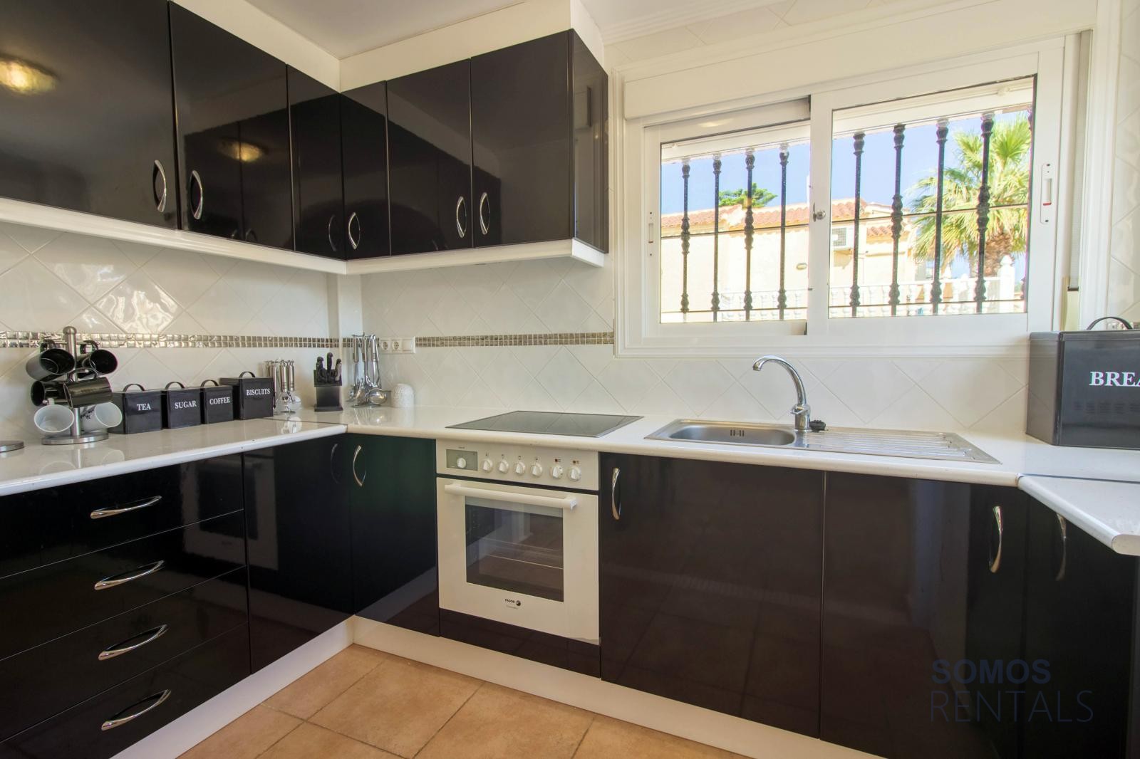 Casa Dublin, Urb La Marina — fotografía 15